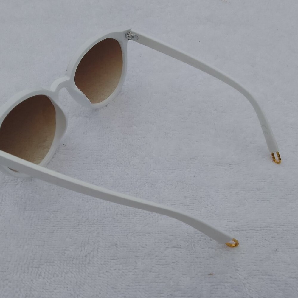 Bundle Special-Designed Sunglass, Security Golden… - image 6